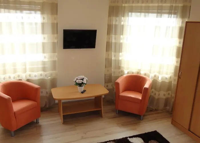 Отель Centrum 3*